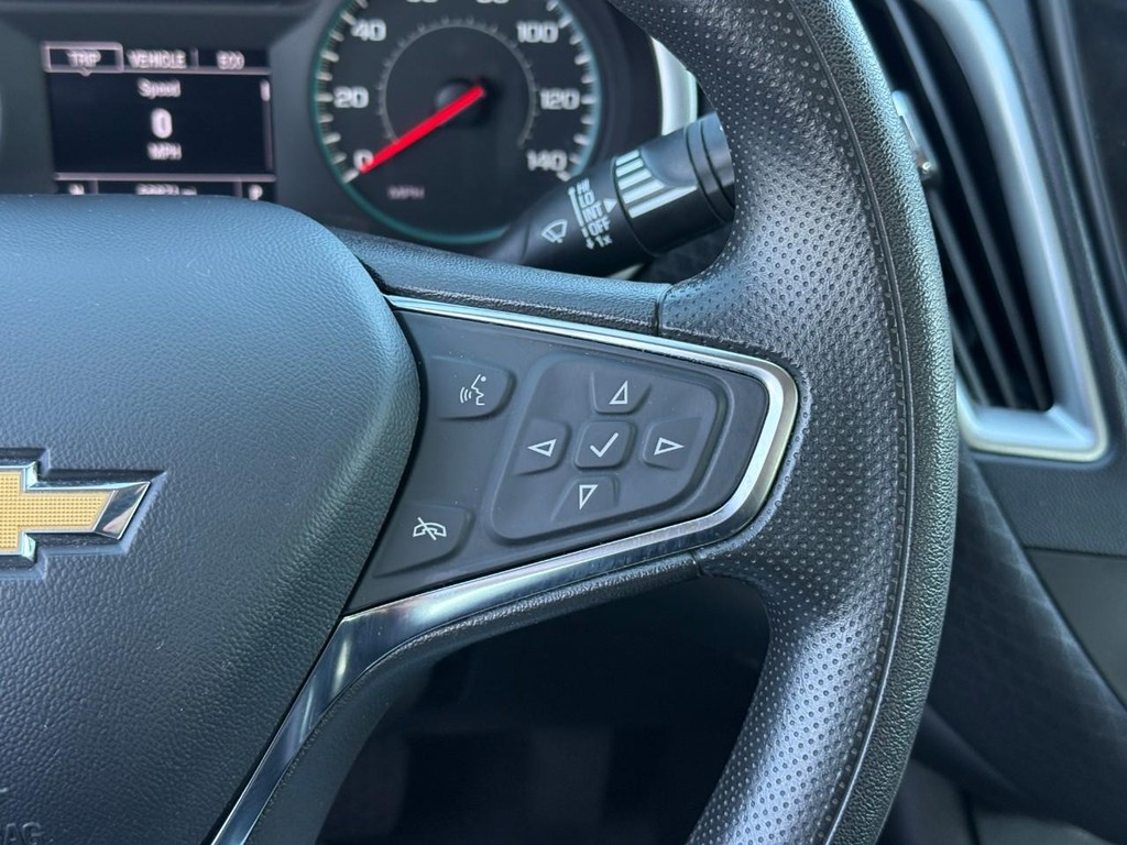 Chevrolet Malibu Vehicle Full-screen Gallery Image 19