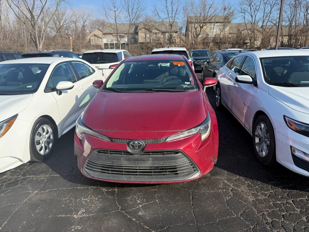 Toyota Corolla Vehicle Full-screen Gallery Image 04