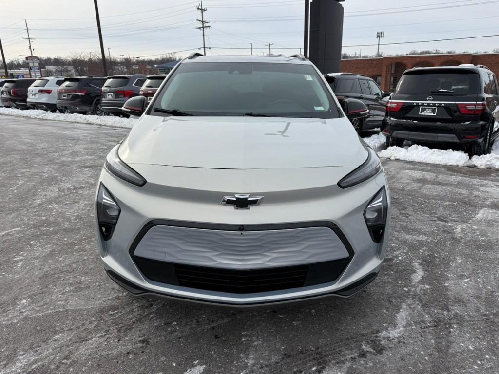 Chevrolet Bolt EUV Vehicle Full-screen Gallery Image 09