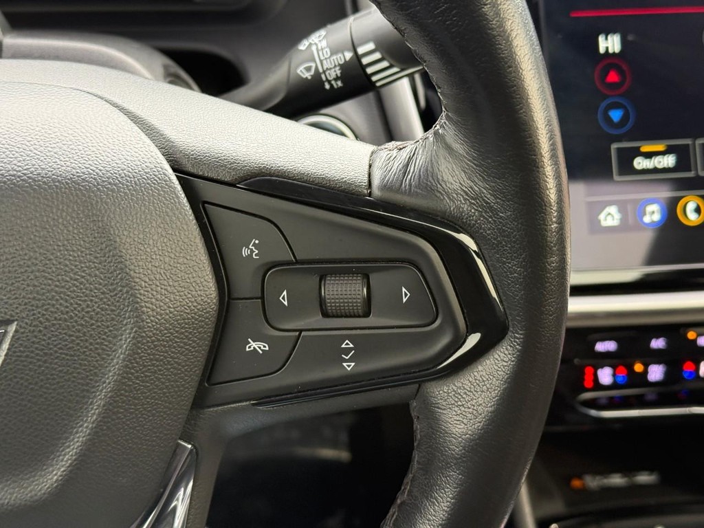 Chevrolet Bolt EUV Vehicle Full-screen Gallery Image 21