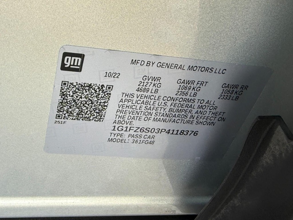 Chevrolet Bolt EUV Vehicle Full-screen Gallery Image 25