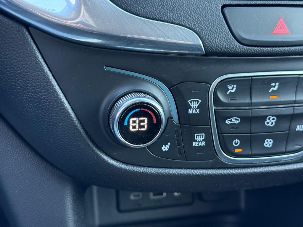 Chevrolet Equinox Vehicle Full-screen Gallery Image 22