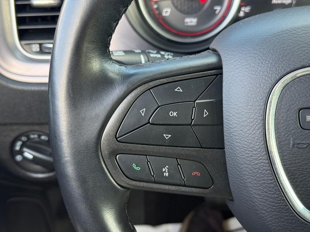 Dodge Charger Vehicle Full-screen Gallery Image 20