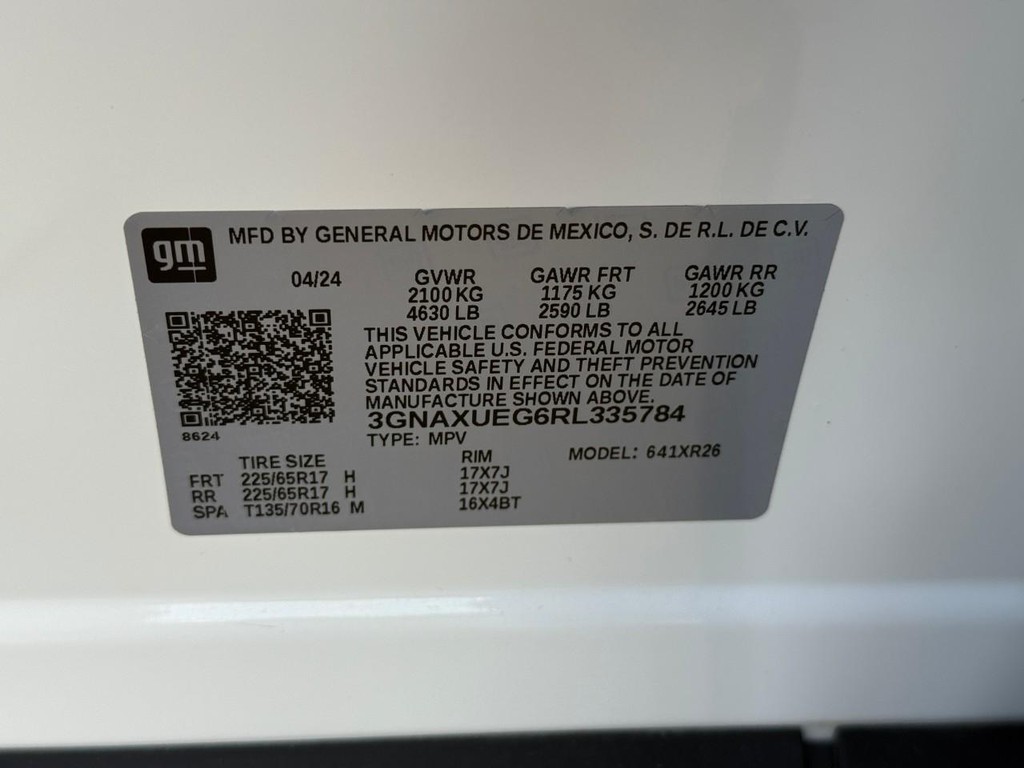 Chevrolet Equinox Vehicle Full-screen Gallery Image 24