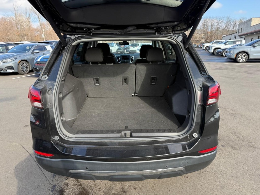 Chevrolet Equinox Vehicle Full-screen Gallery Image 07