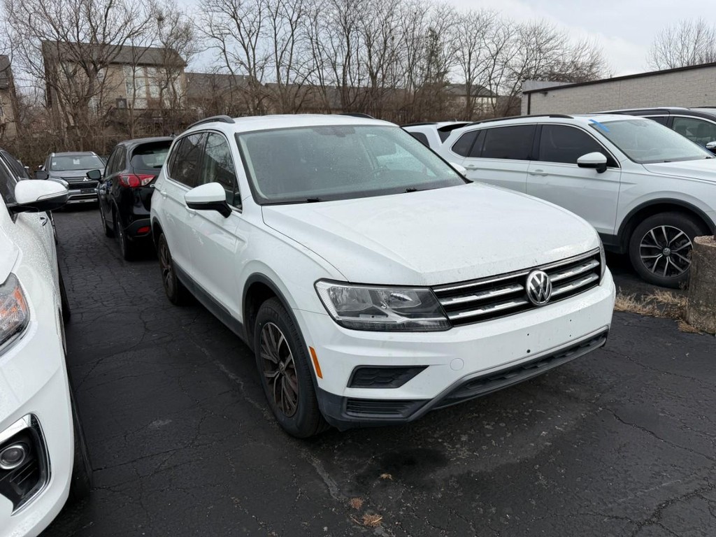 Volkswagen Tiguan Vehicle Full-screen Gallery Image 04