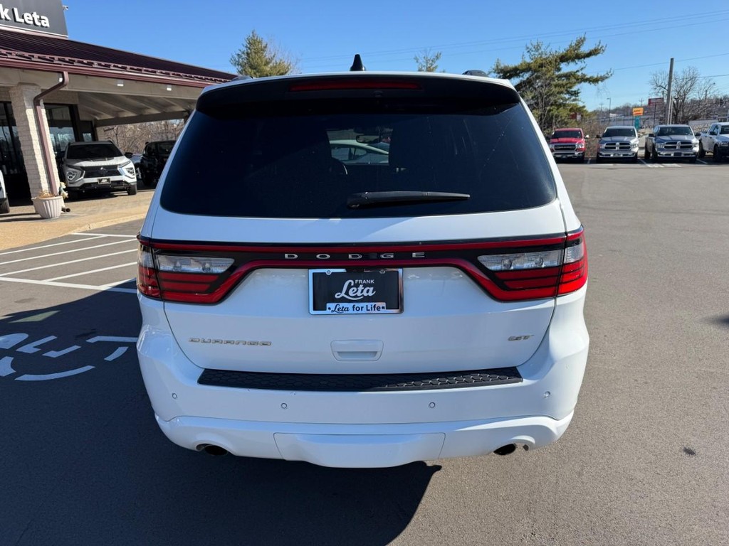 Dodge Durango Vehicle Full-screen Gallery Image 07