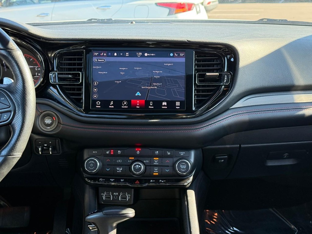 Dodge Durango Vehicle Full-screen Gallery Image 13