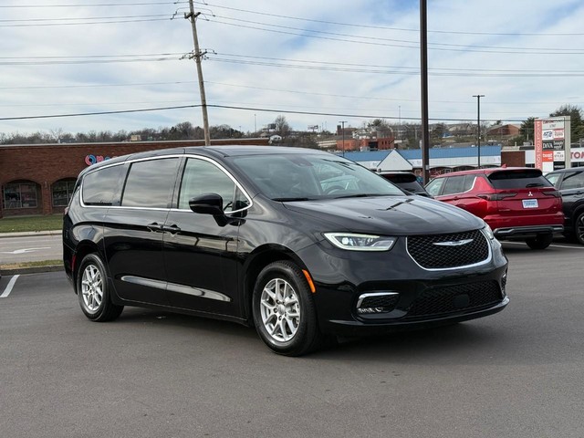 more details - chrysler pacifica