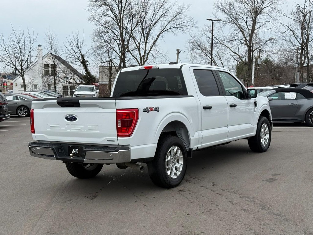 Ford F-150 Vehicle Full-screen Gallery Image 03
