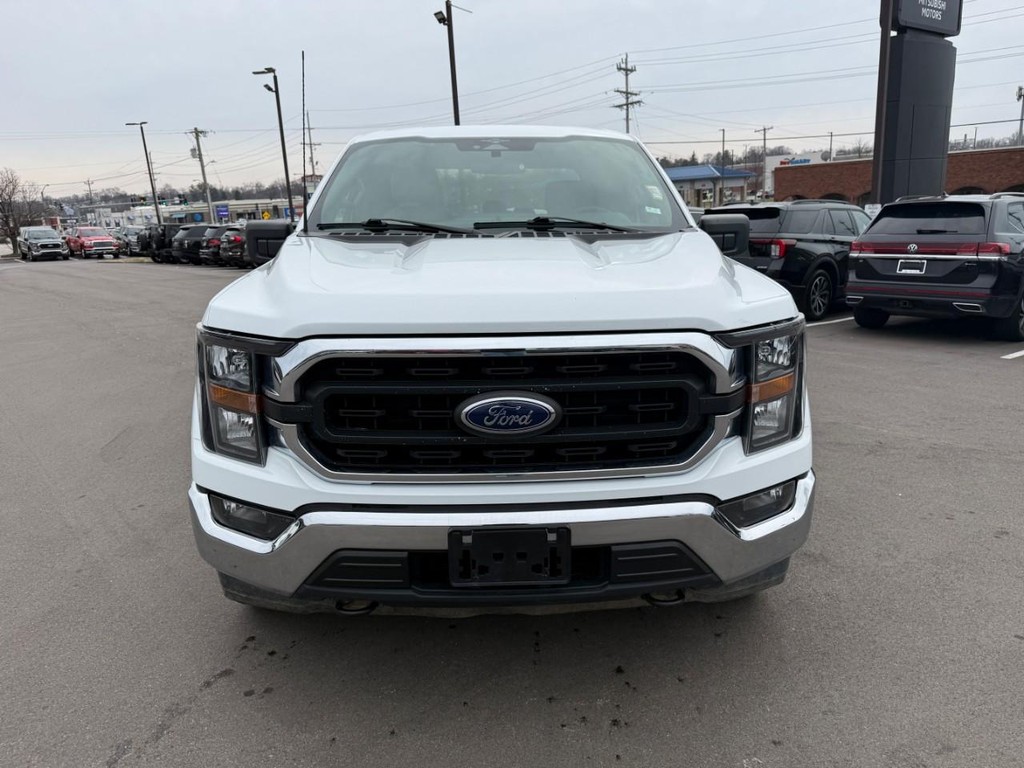 Ford F-150 Vehicle Full-screen Gallery Image 10