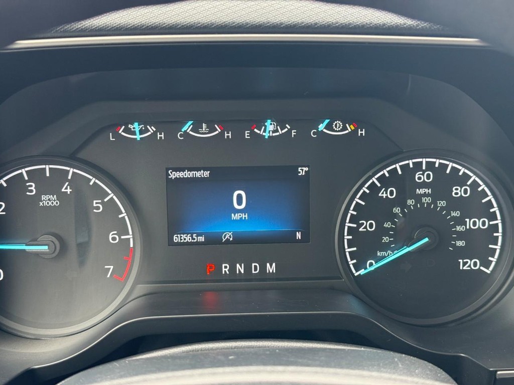 Ford F-150 Vehicle Full-screen Gallery Image 21