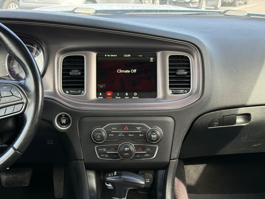 Dodge Charger Vehicle Full-screen Gallery Image 13