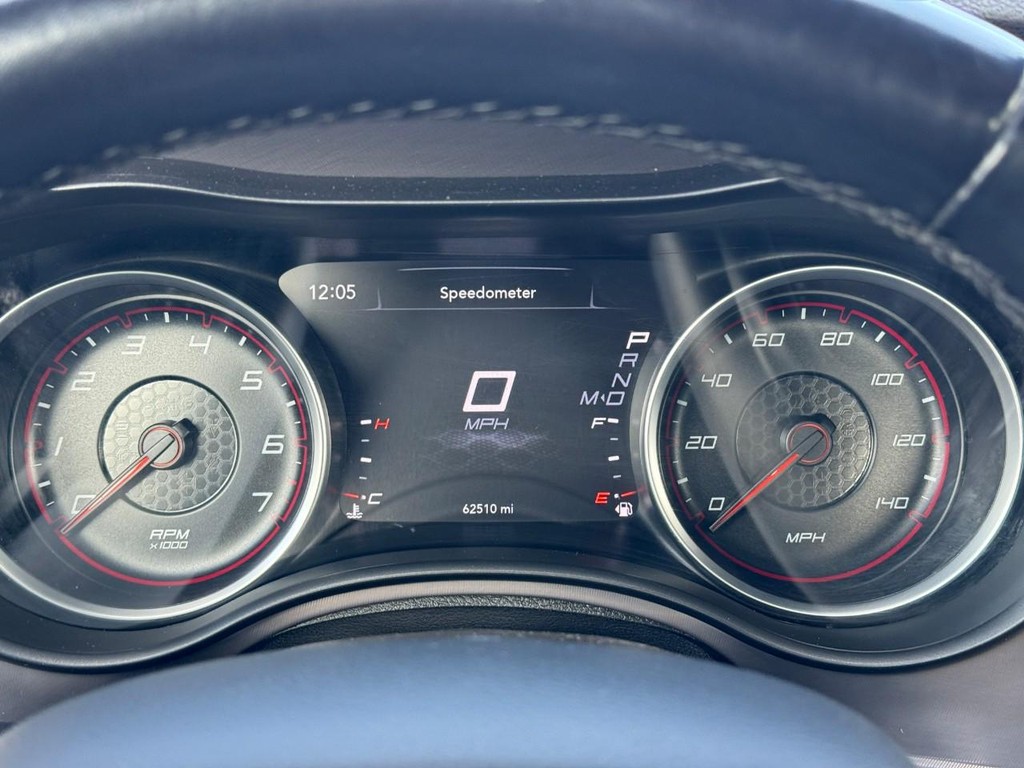 Dodge Charger Vehicle Full-screen Gallery Image 21