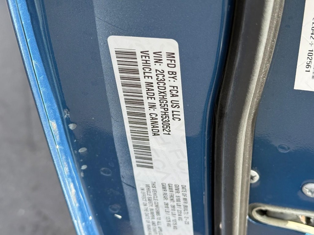 Dodge Charger Vehicle Full-screen Gallery Image 23