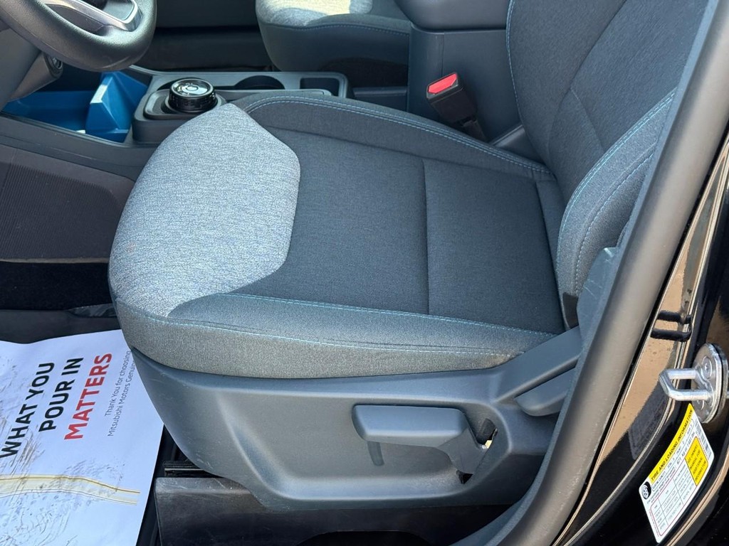 Ford Maverick Vehicle Full-screen Gallery Image 17