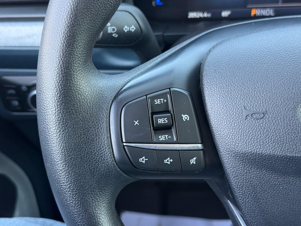 Ford Maverick Vehicle Full-screen Gallery Image 19