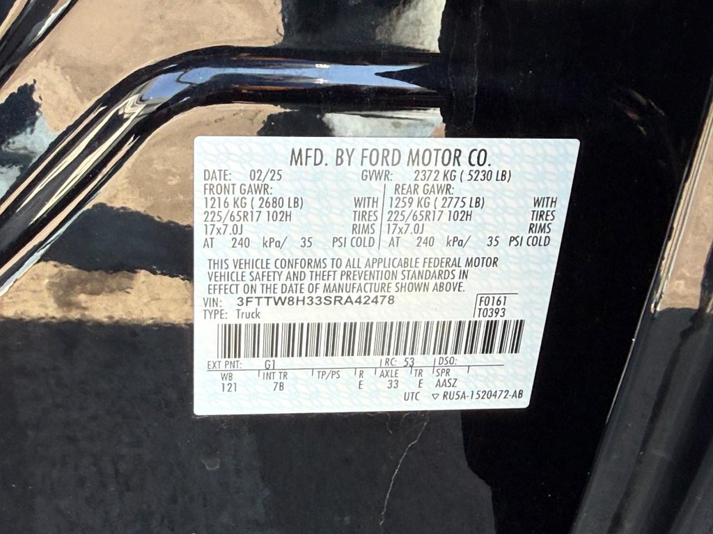 Ford Maverick Vehicle Full-screen Gallery Image 25