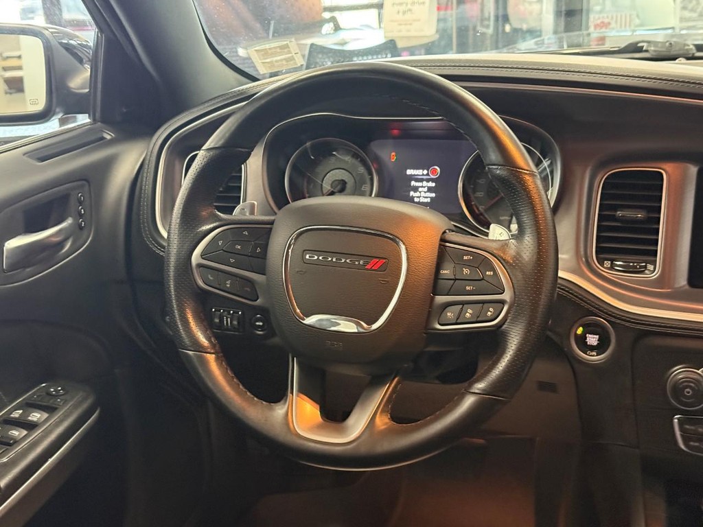 Dodge Charger Vehicle Full-screen Gallery Image 07