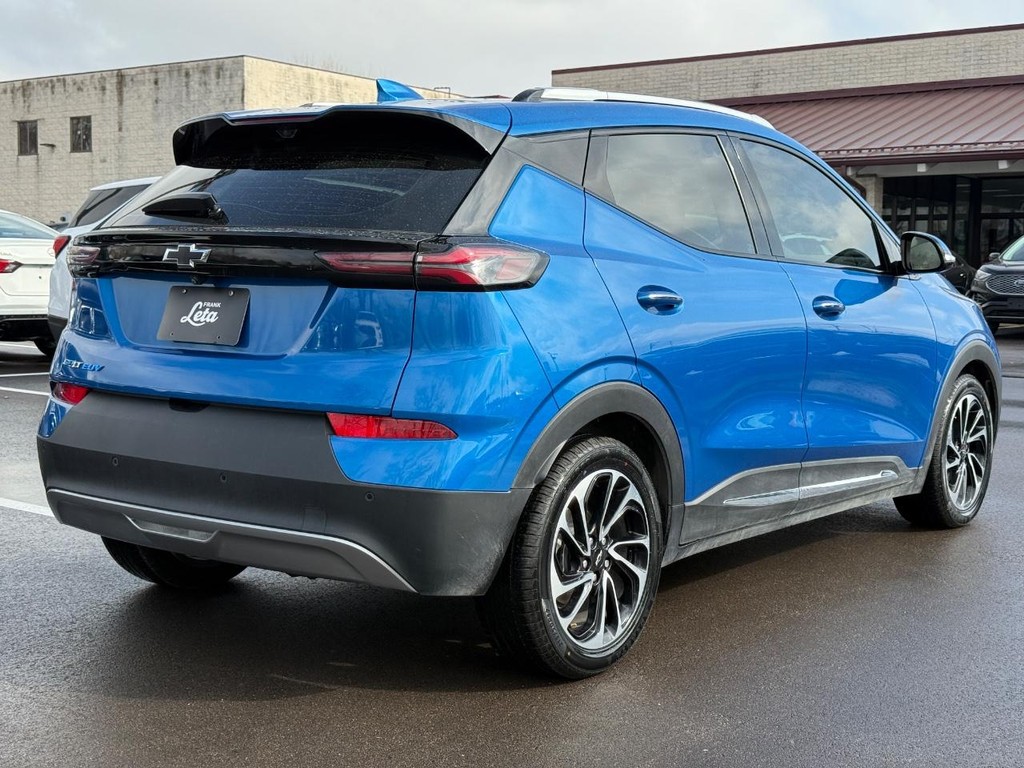 Chevrolet Bolt EUV Vehicle Full-screen Gallery Image 03