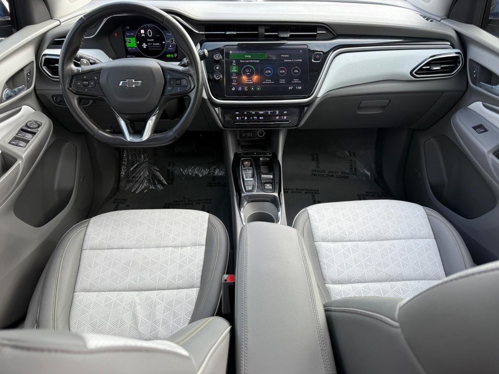 Chevrolet Bolt EUV Vehicle Full-screen Gallery Image 12