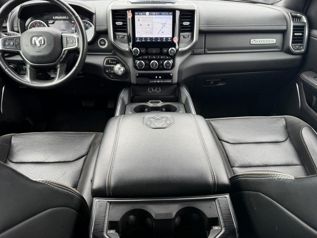 Ram 1500 Vehicle Full-screen Gallery Image 11