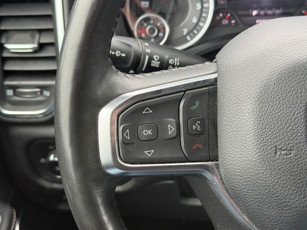 Ram 1500 Vehicle Full-screen Gallery Image 19
