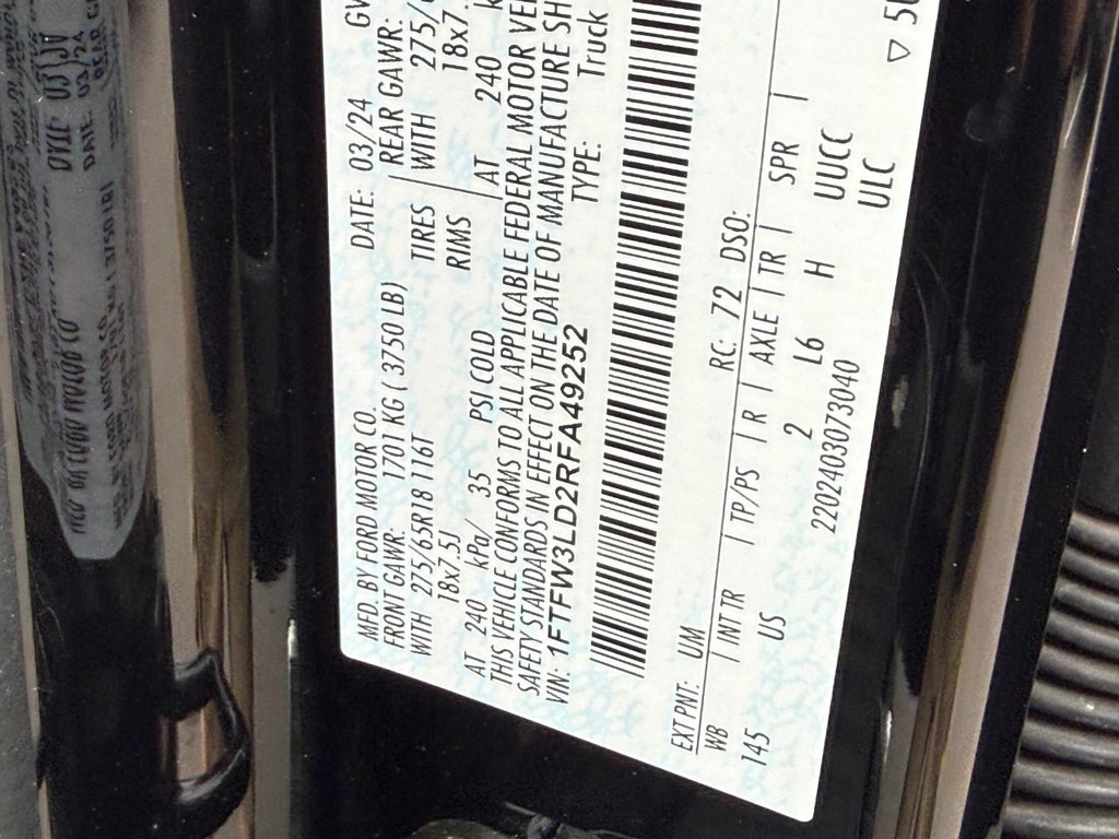 Ford F-150 Vehicle Full-screen Gallery Image 22