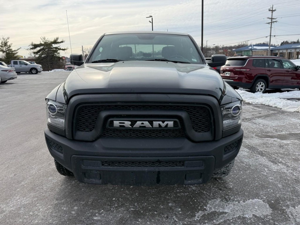 Ram 1500 Classic Vehicle Full-screen Gallery Image 09
