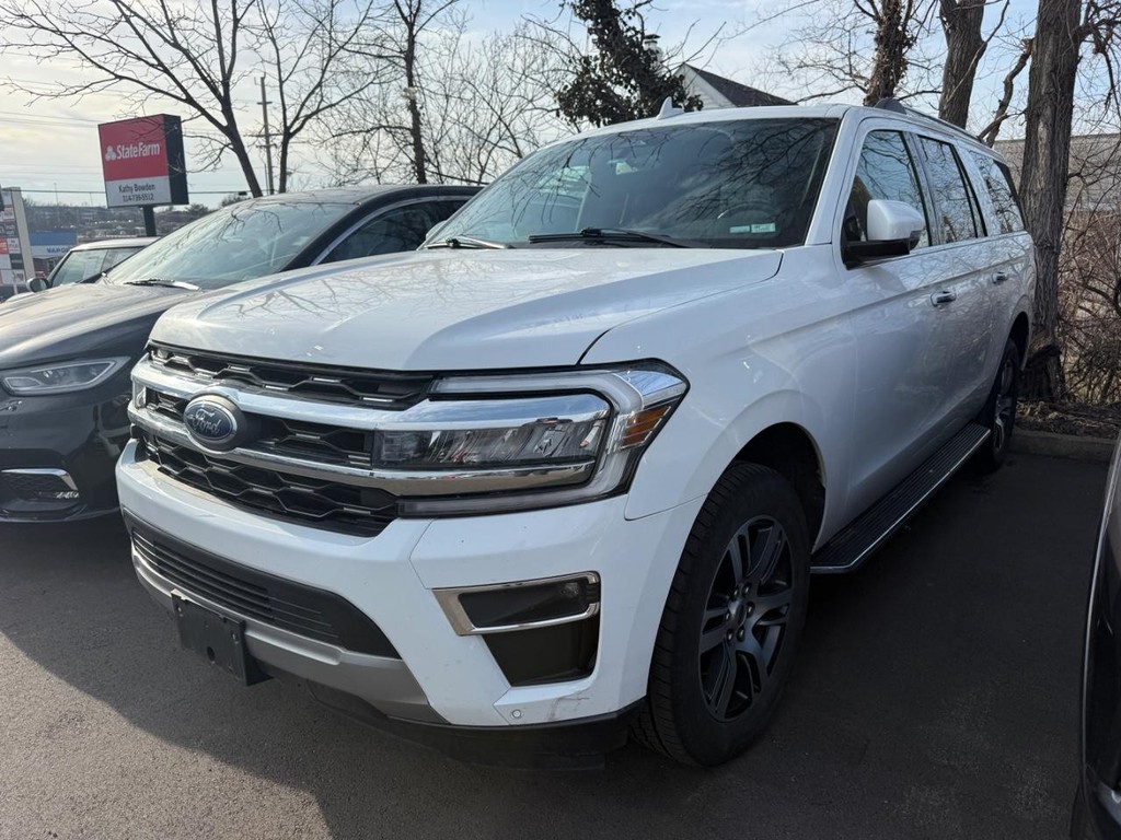 Ford Expedition Max Vehicle Full-screen Gallery Image 04