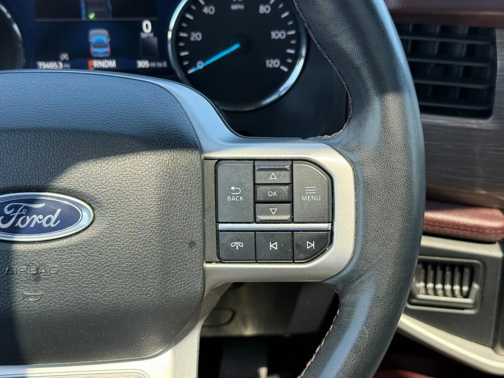 Ford Expedition Max Vehicle Full-screen Gallery Image 21