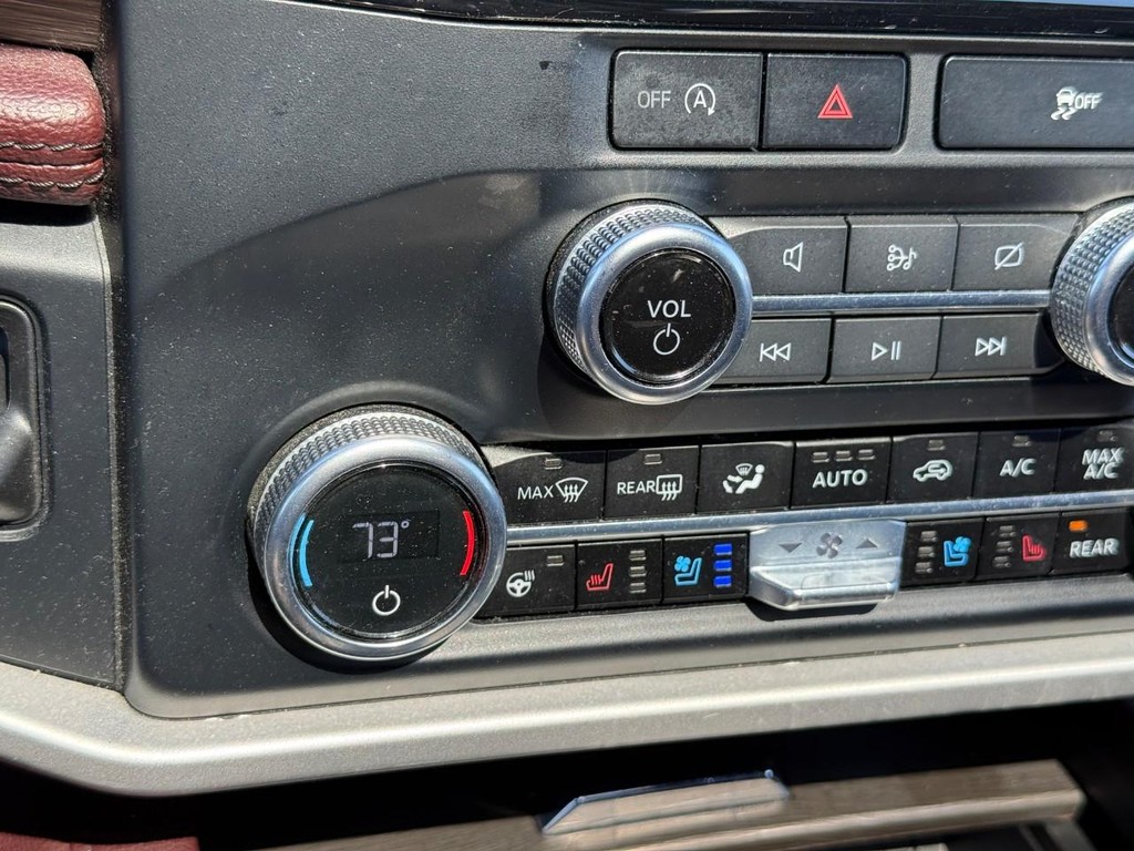 Ford Expedition Max Vehicle Full-screen Gallery Image 23