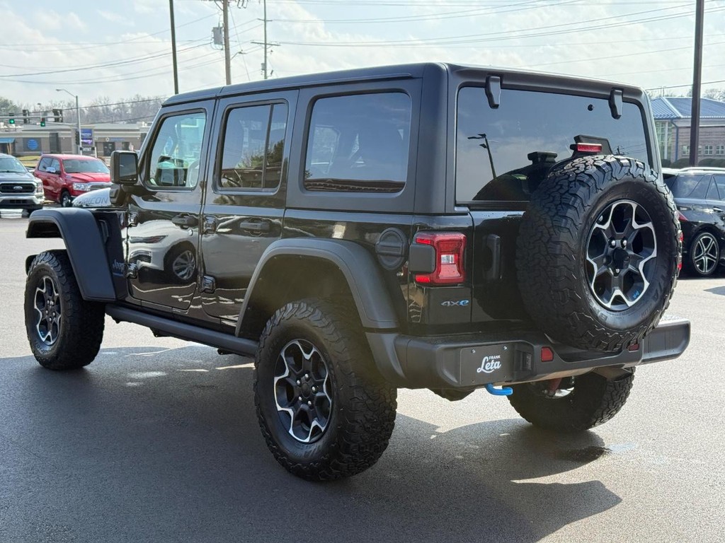 Jeep Wrangler 4xe Vehicle Full-screen Gallery Image 05