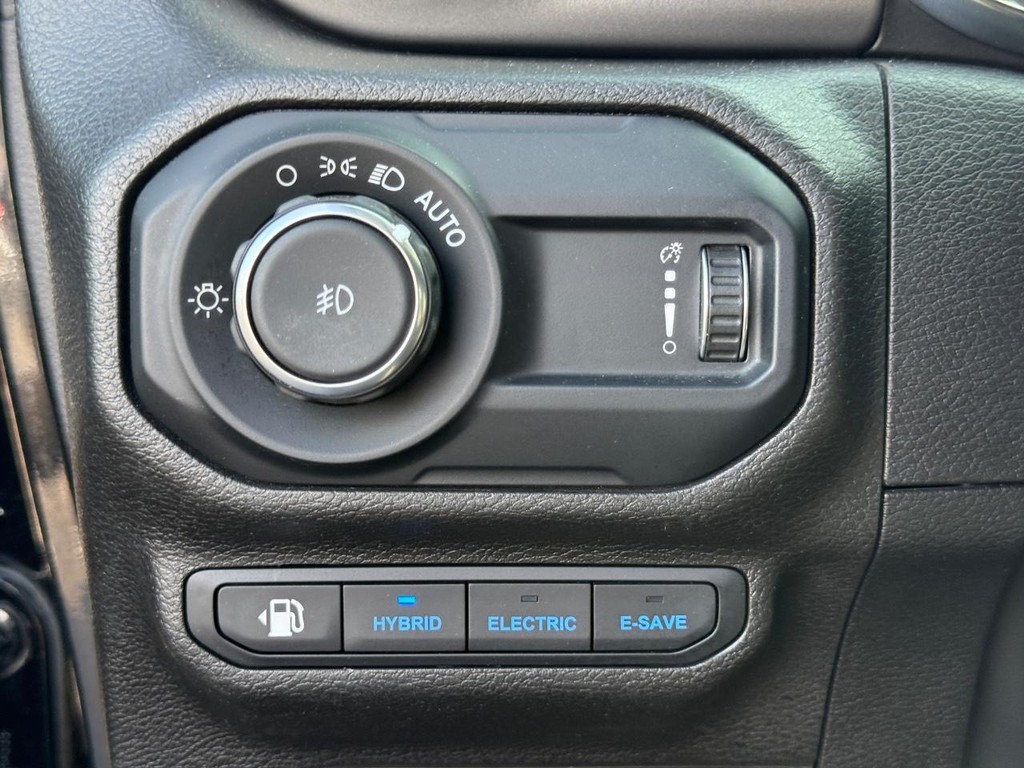 Jeep Wrangler 4xe Vehicle Full-screen Gallery Image 24