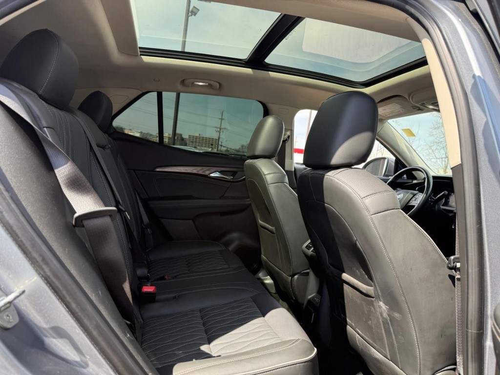 Buick Envision Vehicle Full-screen Gallery Image 10