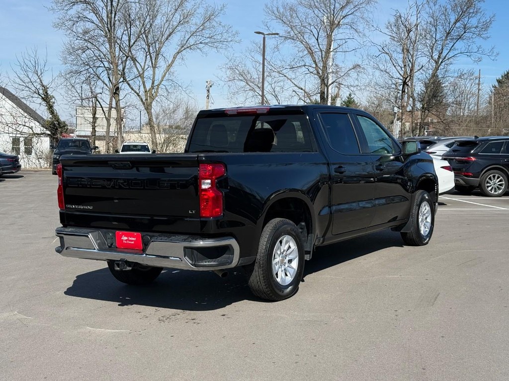Chevrolet Silverado 1500 Vehicle Full-screen Gallery Image 03