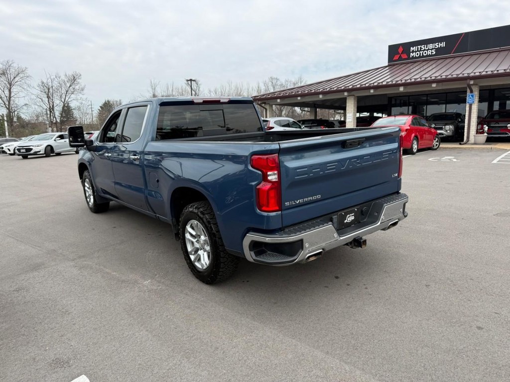 Chevrolet Silverado 1500 Vehicle Full-screen Gallery Image 04