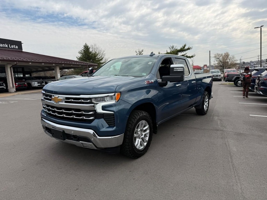 Chevrolet Silverado 1500 Vehicle Full-screen Gallery Image 05