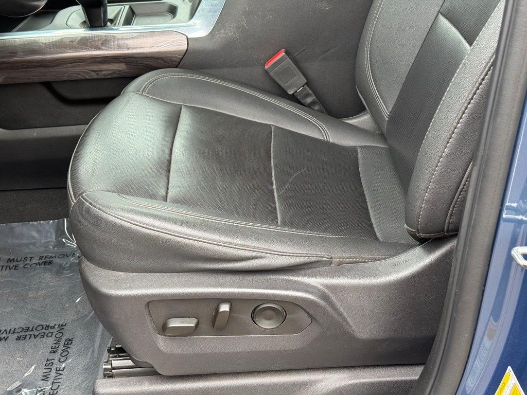 Chevrolet Silverado 1500 Vehicle Full-screen Gallery Image 14