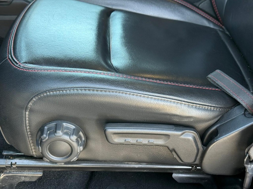 Jeep Gladiator Vehicle Full-screen Gallery Image 14