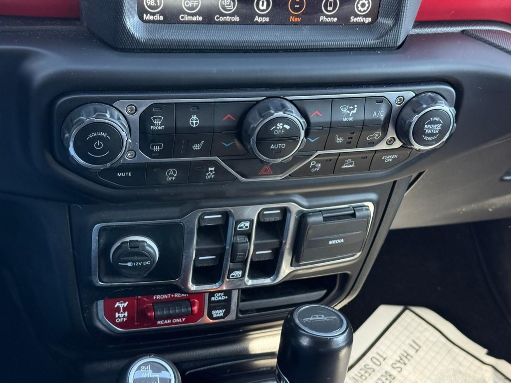 Jeep Gladiator Vehicle Full-screen Gallery Image 17