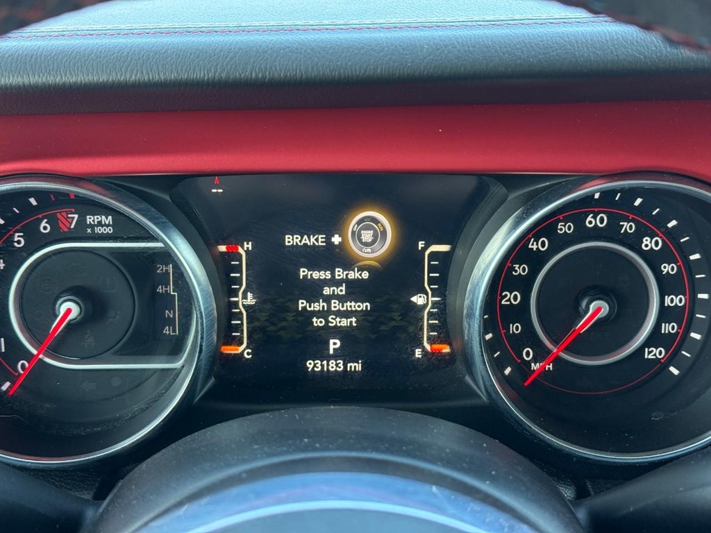 Jeep Gladiator Vehicle Full-screen Gallery Image 19