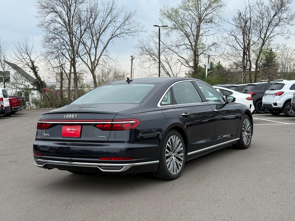 Audi A8 L Vehicle Full-screen Gallery Image 03