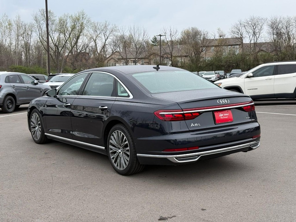 Audi A8 L Vehicle Full-screen Gallery Image 04