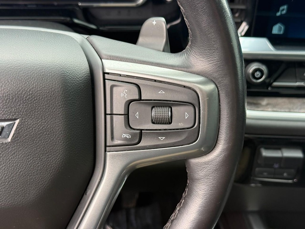 Chevrolet Silverado 1500 Vehicle Full-screen Gallery Image 20