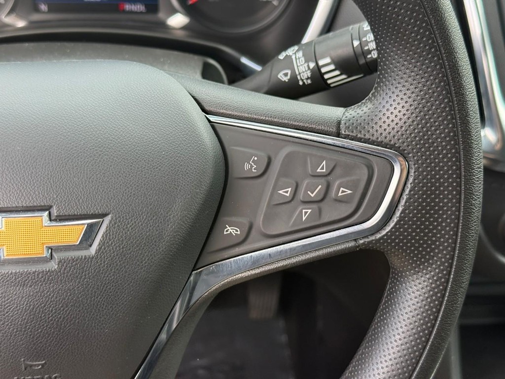 Chevrolet Equinox Vehicle Full-screen Gallery Image 20