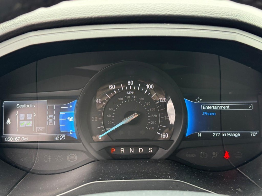 Ford Edge Vehicle Full-screen Gallery Image 21