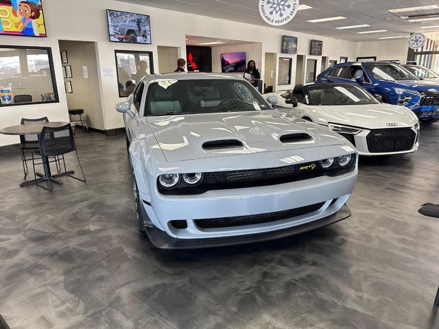 more details - dodge challenger