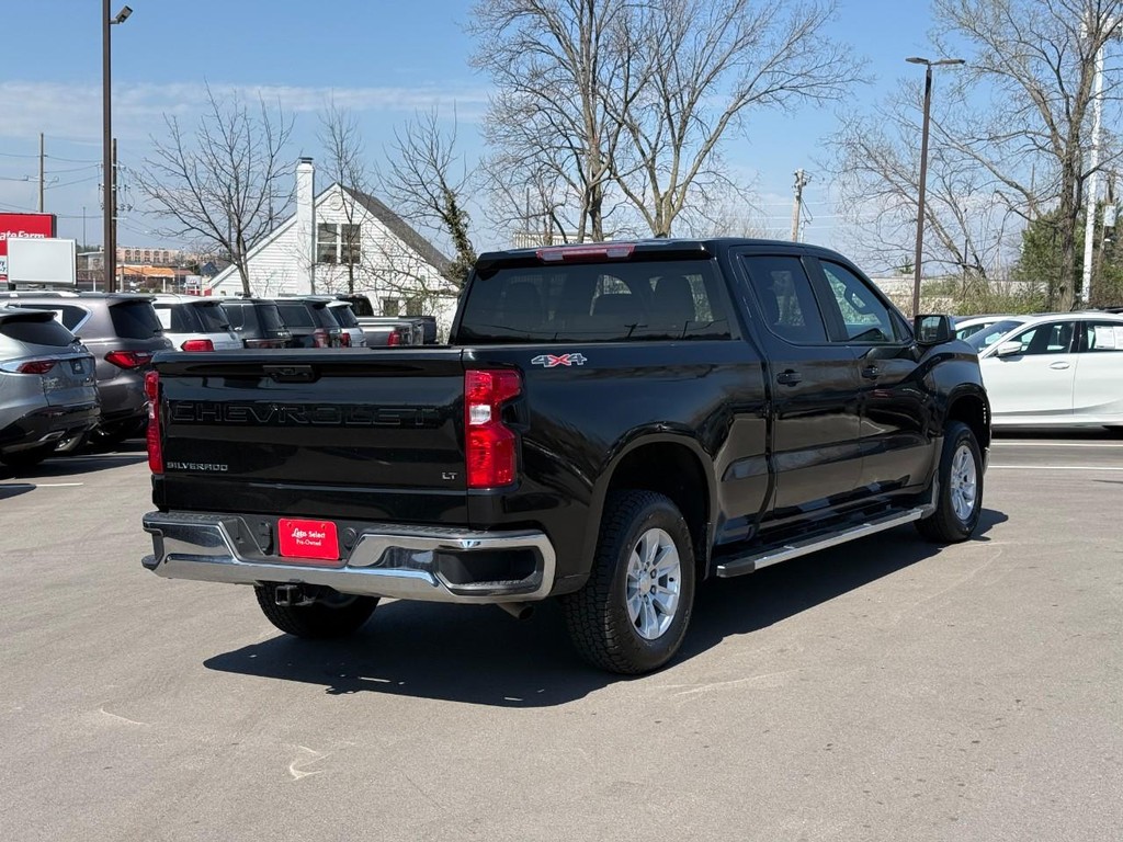 Chevrolet Silverado 1500 Vehicle Full-screen Gallery Image 03