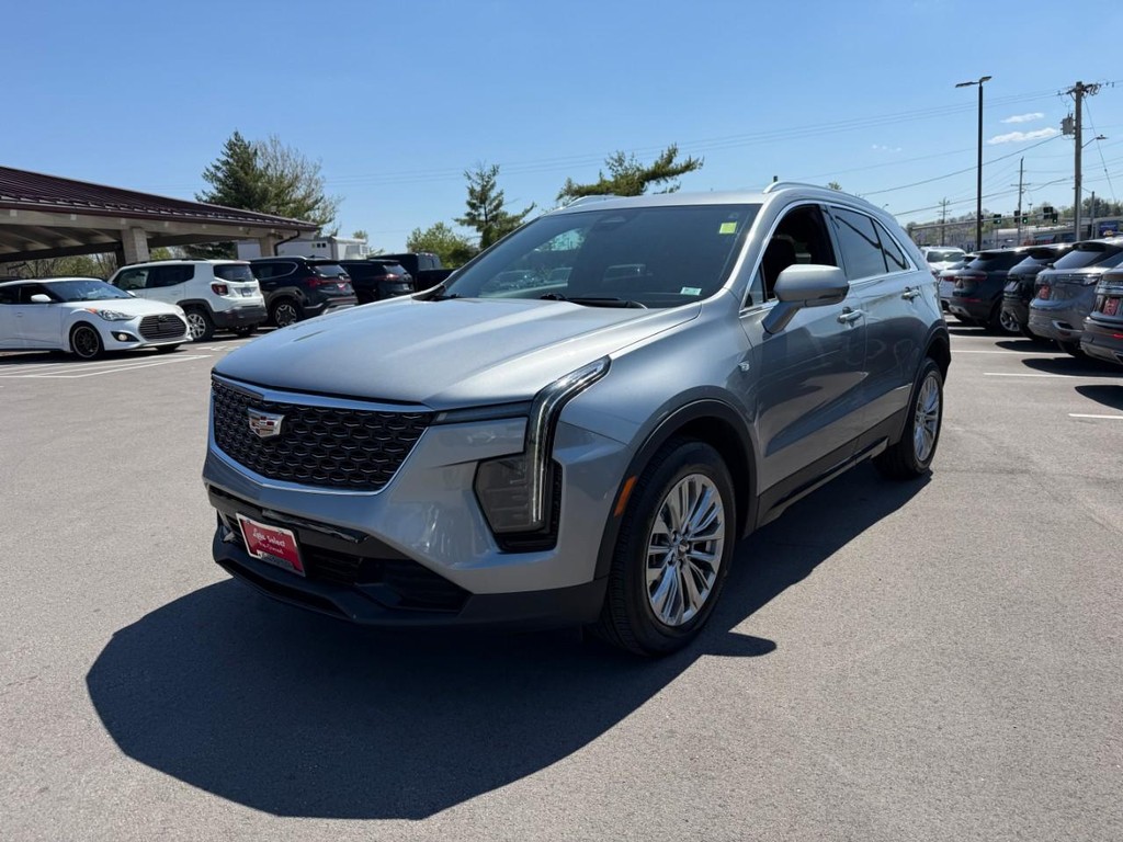 Cadillac XT4 Vehicle Full-screen Gallery Image 08